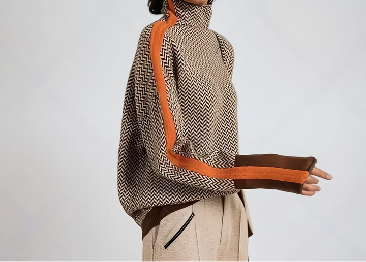 Mia | Turtleneck with Striking Contrasting Stripes