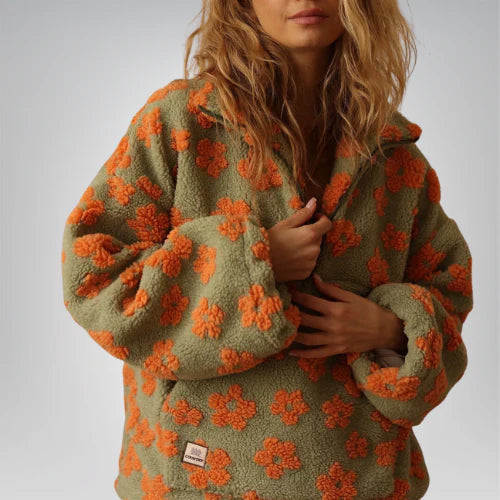 Averon | Daisy — Floral Soft Fleece